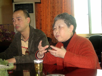 这种感情化的“干妈v感情”,使“老亲情&鸡胸徒手整形图片
